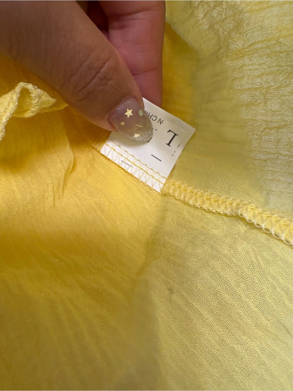 New Yellow Button Up Ruffle V-Neck Blouse in size L - Picture 4 of 4